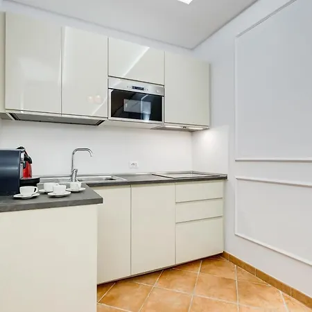 Spanish Steps - Zucchelli Apartment