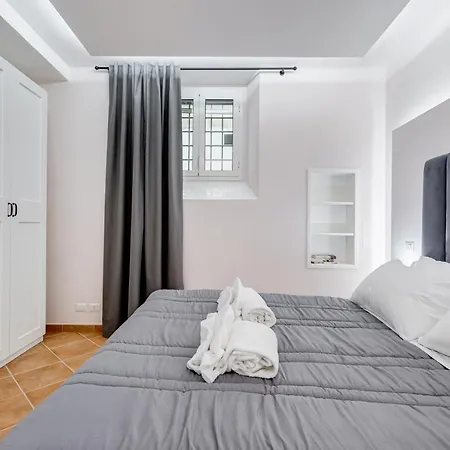 Apartment Spanish Steps - Zucchelli Rome