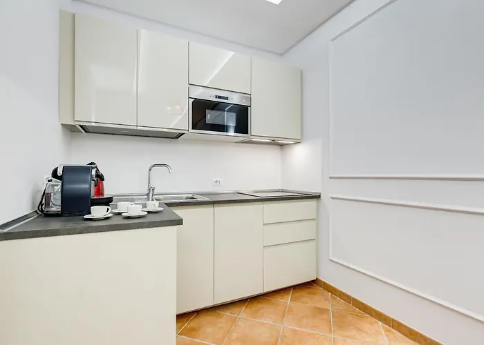 Spanish Steps - Zucchelli Apartman